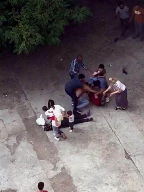 Ağrı'da çocukların kavgasına aileler de karıştı 1 ölü 4 yaralı - Resim: 3