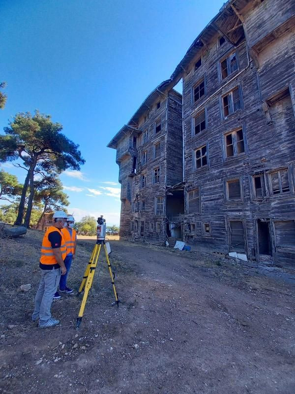Her an yıkılabilir! Büyükada Rum Yetimhanesi'nin restorasyonu için ilk adım atıldı - Resim: 1