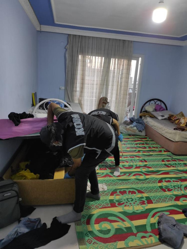 Mersin'de yasaklı maddeyi çikolata, krem, macuna kattılar! 543 bin adet ele geçirildi - Resim: 2