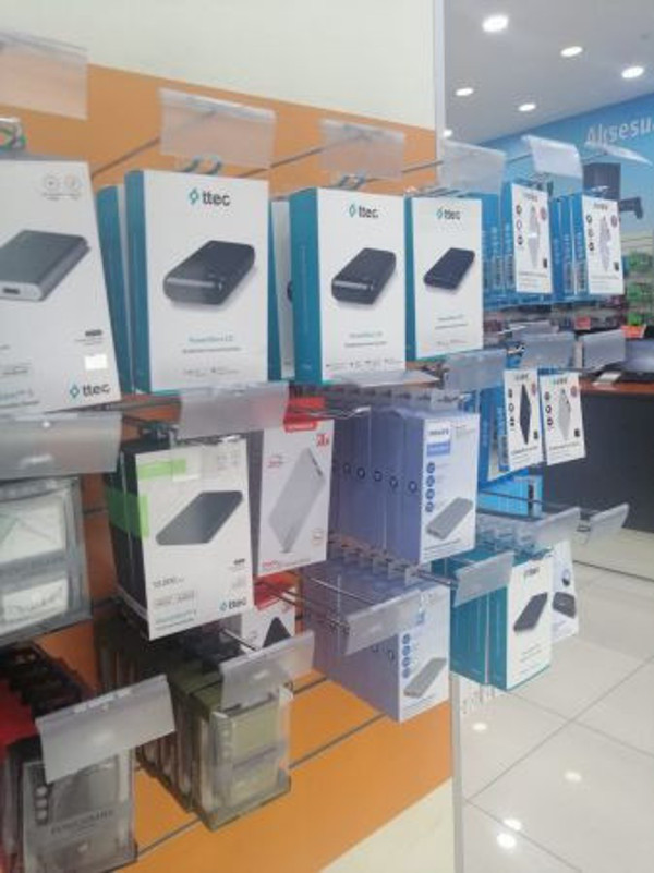 Mağazalarda yeni dönem! Dolara yetişemeyince etiketler kaldırıldı: Artık fiyatları... - Resim: 1