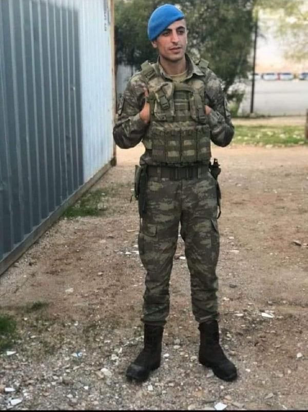 Ankara'da şehit cenazesinde gözyaşları sel oldu! Annenin feryatları yürek dağladı - Resim: 2