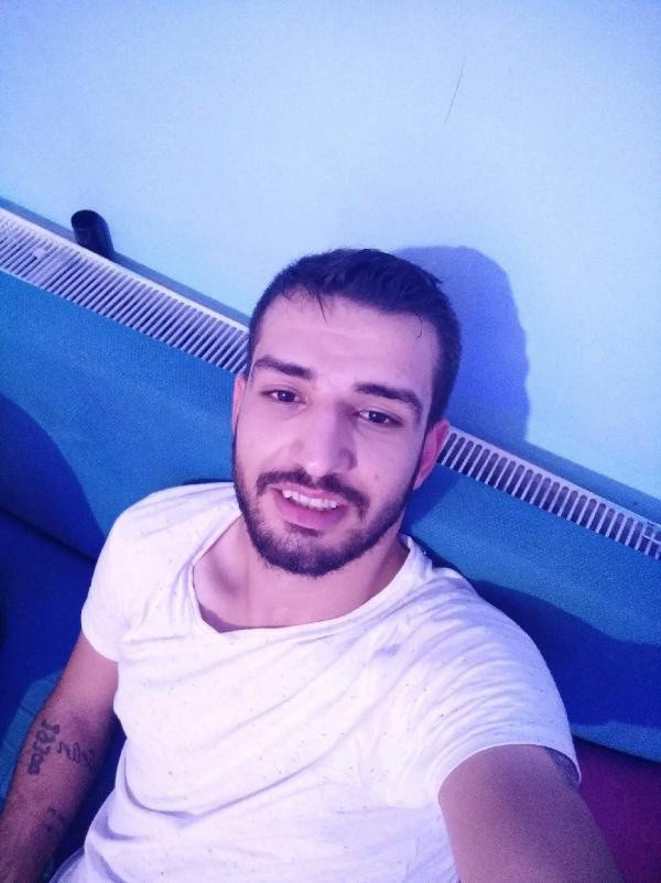 Boynundan vurulup hastane bahçesine bırakıldı! Soruşturma sürüyor - Resim: 0