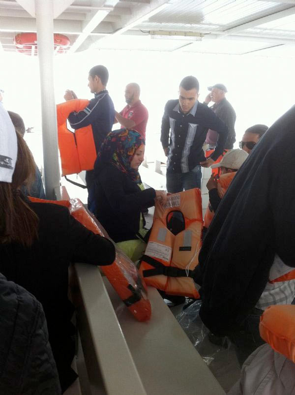 2 yolcu teknesi çarpıştı - Resim: 6