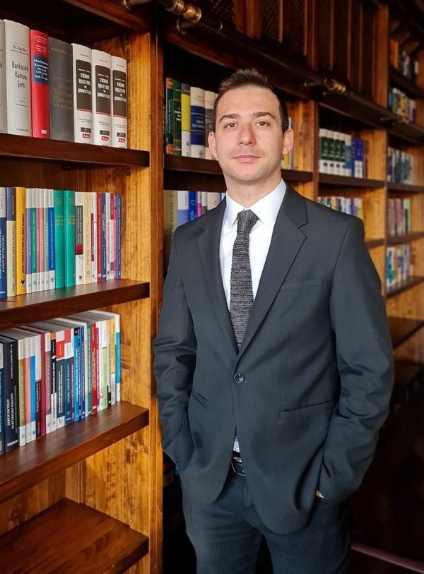 Avukat çifti birbirine düşüren banka hatası! Gerçeği mahkemede öğrendi - Resim: 0