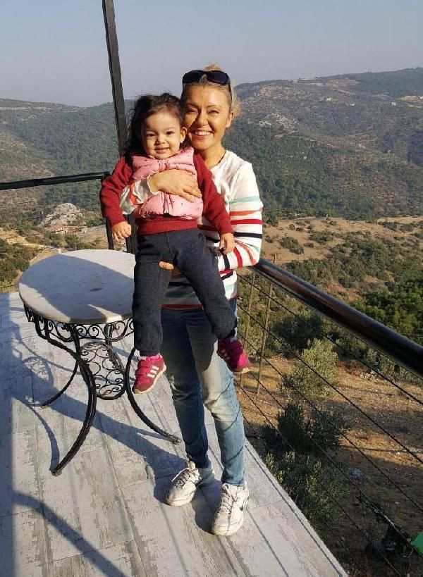 4 yaşındaki Melis Yunan babaya verilmeyecek! AYM 'hak ihlali' dedi mahkeme de vermedi - Resim: 3