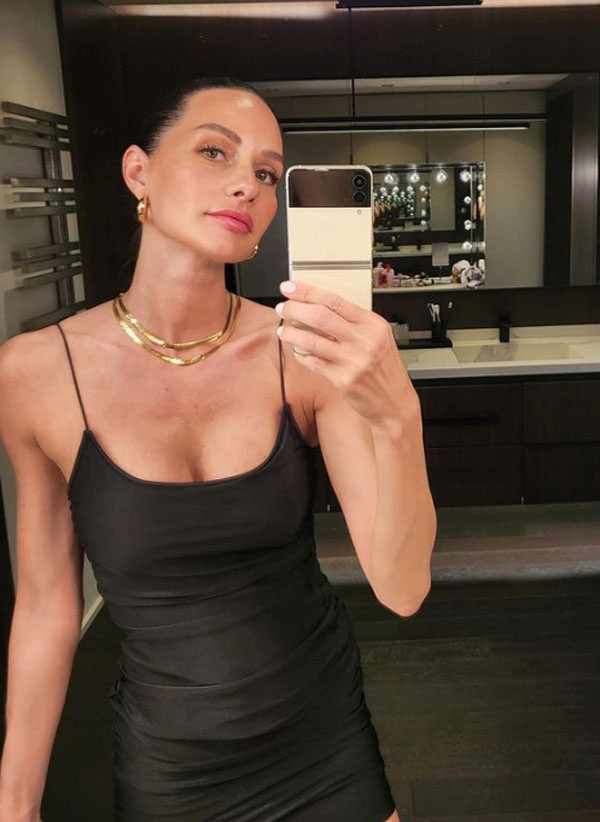 Yasemin Özilhan'dan ağızları açık bırakan yepyeni imaj! Giydiği kıyafeti gören döndü bir kez daha baktı - Resim: 1