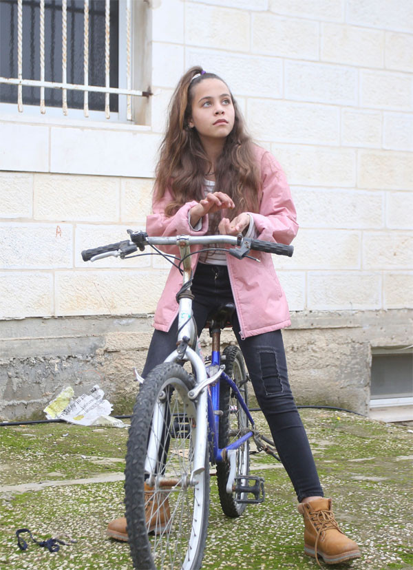 İsrail'de 'tehlikenin' adı 11 yaşındaki Cena! Bakın kimin kuzeni? - Resim: 3