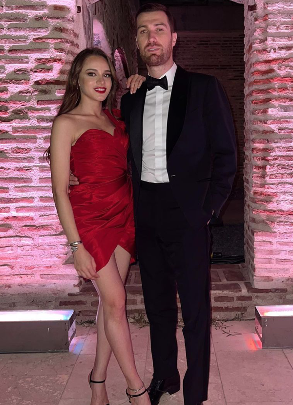 Miray Daner ve Seda Sayan'ın oğlu Oğulcan Engin'in aşk tatili - Resim: 4