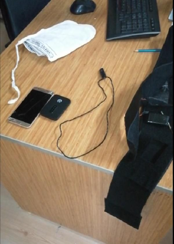 Mersin'de yaşandı! Ehliyet sınavında kopya düzeneğiyle yakalandı  ​ - Resim: 4