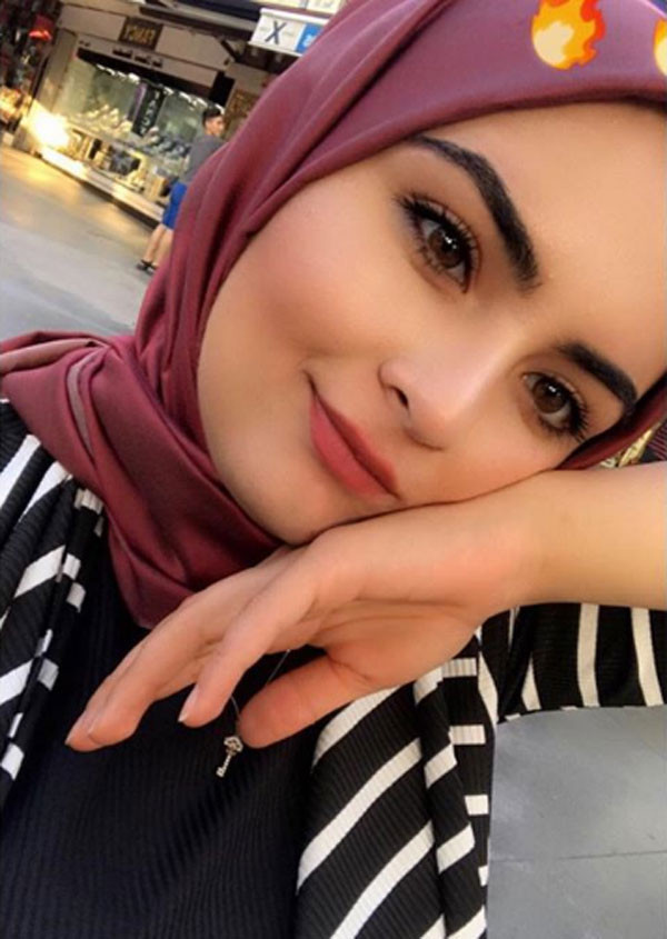 Gelin adayı Hanife Gürdal'a ne olmuş öyle son haline bakın estetik mi? - Resim: 3