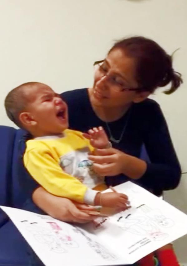 Babasının sesini ilk kez duyunca böyle tepki verdi - Resim: 3