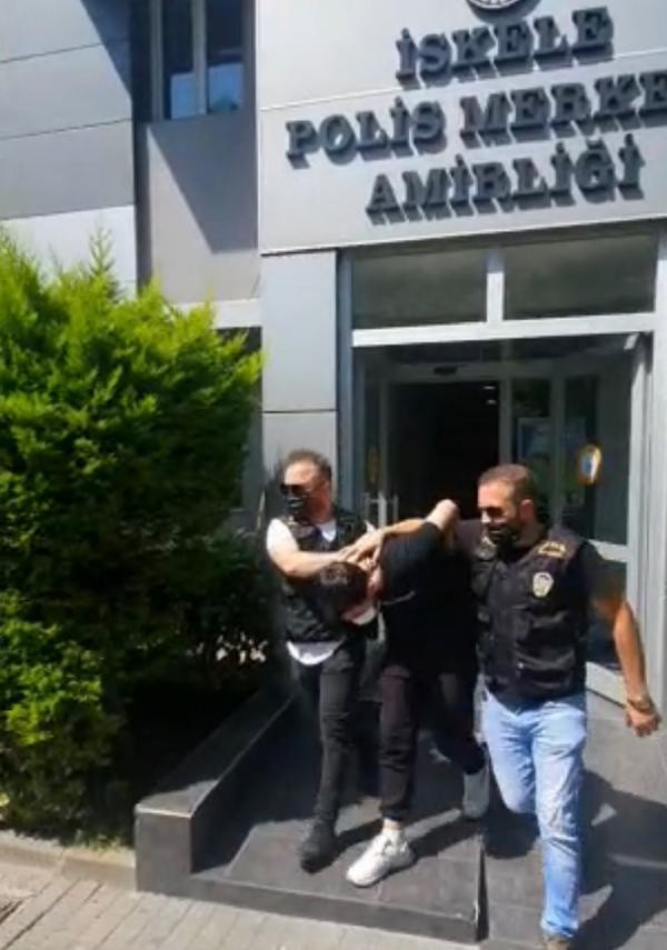 Otobüsteki taciz şüphelisi İstanbul Kart'tan yakalandı - Resim: 0