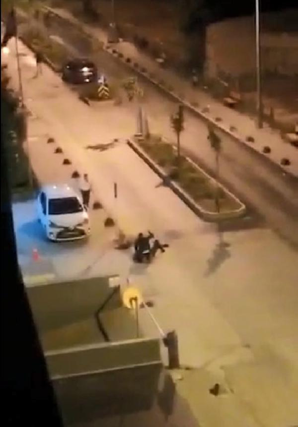 Eskişehir'de polise telsizle saldırmıştı! O saldırgana 8 yıl hapis istemi - Resim: 0