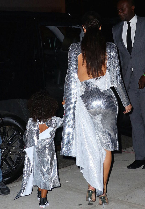 Kıyafetiyle dalga geçtiler! Ünlü isim 'yok artık' dedirtti - Resim: 3