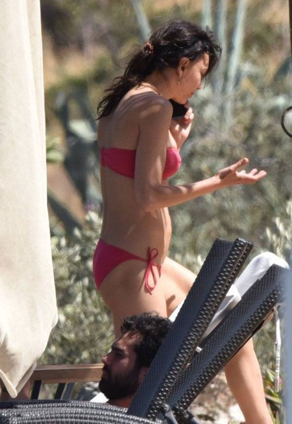 Hande Ataizi oğlu Leon ve sevgilisi Dinç Aydoğdu ile Bodrum tatilinde! - Resim: 3