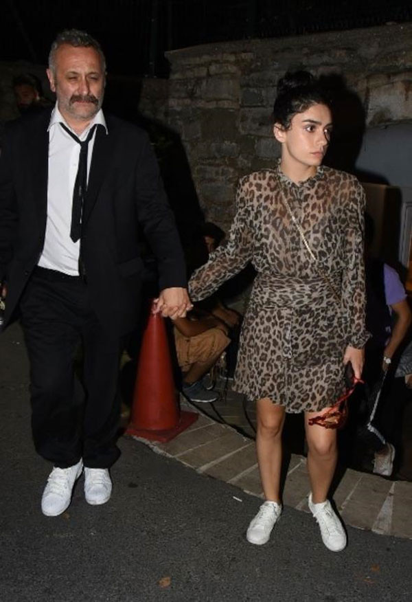 Onur Ünlü'nün filmi Put Şeylere rezalet çıkaracak - Resim: 2