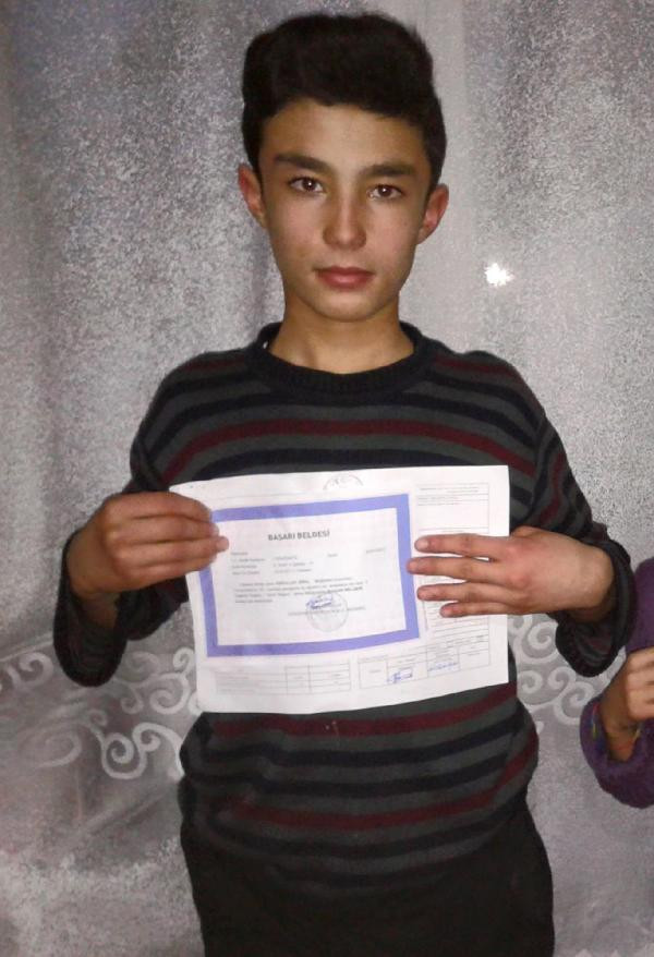 Eğitimin ilk günü feci olay! Okula götürürken... - Resim: 3