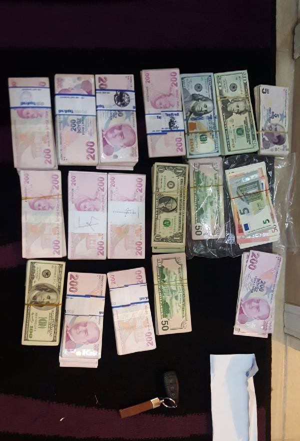 FETÖ'nün gaybubet evindeki kirli sepetinden çıkanlar şok etti - Resim: 4