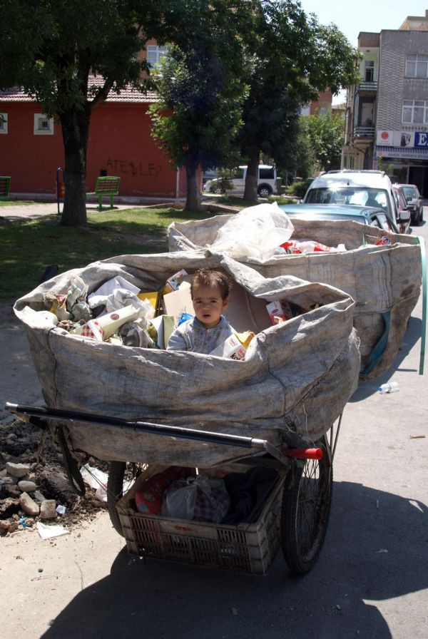 Bu çocuk her yerde aranıyor - Resim: 3