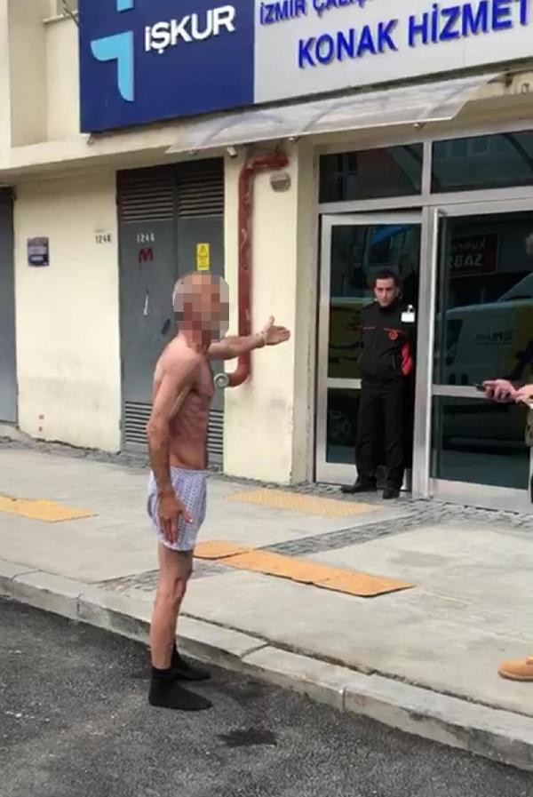 Maaşını alamayınca soyundu! İlginç anlar... - Resim: 1