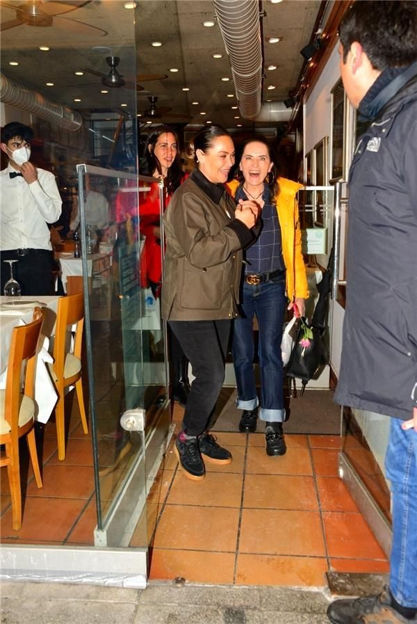 Genelev patroniçesi Matild Manukyan kimdir Hülya Avşar'dan Manukyan itirafı - Resim: 3