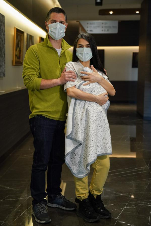 Avrasya Tüneli'nde doğum; Tünele 2 kişi girdik 3 kişi çıktık - Resim: 1