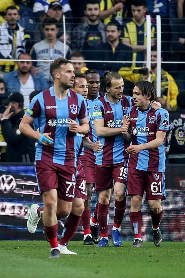 Fenerbahçe berabere kaldı tribünler memnun olmadı - Resim: 2