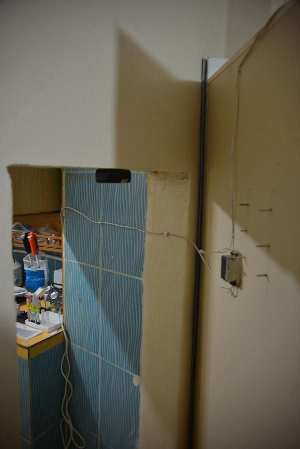 Adana'da gizli bölmeli kaçak hastaneye baskın doktorlar da sahte çıktı - Resim: 4