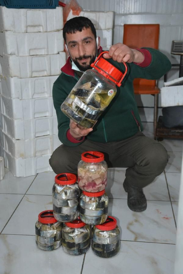 Sinop'ta 3 gün bekletilip yapılıyor fiyatı dudak yüksek siparişlere yetişemiyorlar - Resim: 1