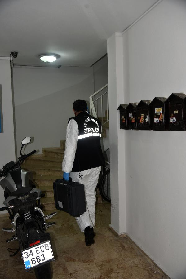 Antalya'da vahşet! Aşçı öğrencinin başını satırla kesti: 'Deccal'i vurdum' deyip kesik başı... - Resim: 0