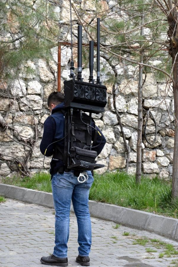 Görmez'e Diyarbakır'da seyyar jammer’lı koruma! - Resim: 3