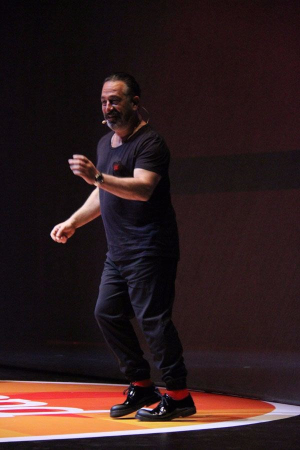 Kemal'den Cem Yılmaz'a: "Baba sende Aleyna’nın telefonu var mı?" - Resim: 4