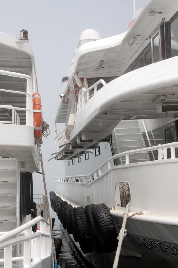 2 yolcu teknesi çarpıştı - Resim: 4