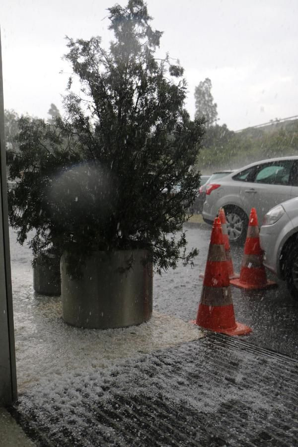 İstanbul'da şiddetli dolu yağışı - Resim: 4