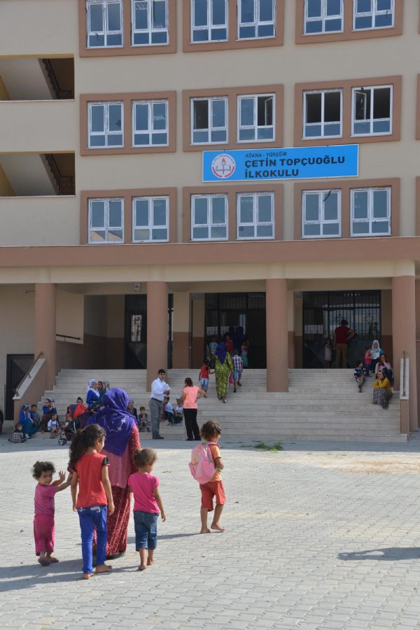 Kudret Beşenk çıplak ayakla okula başladı - Resim: 4