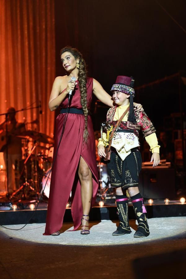 Şarkıcı Sıla Bodrum konserinde Emine Bulut için söyledi - Resim: 1