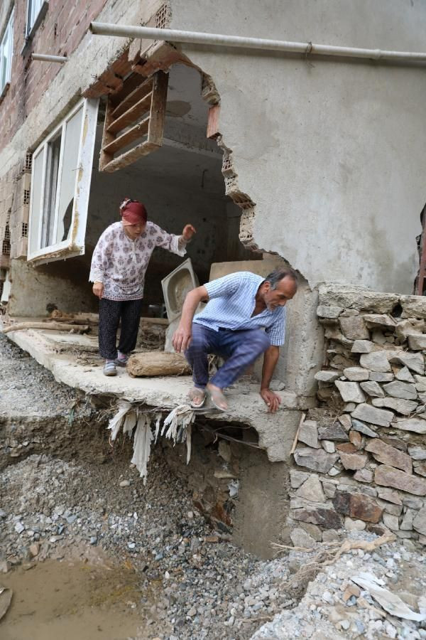 Giresun'da göç var! Selin vurduğu köylerinden ayrılıyorlar evlerin hali harap - Resim: 4