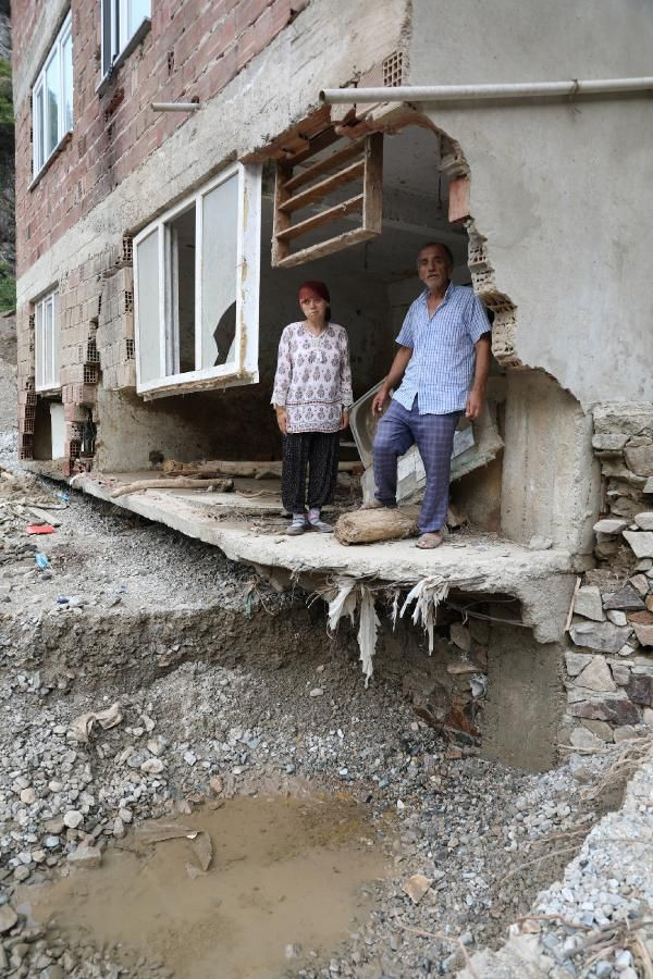 Giresun'da göç var! Selin vurduğu köylerinden ayrılıyorlar evlerin hali harap - Resim: 3
