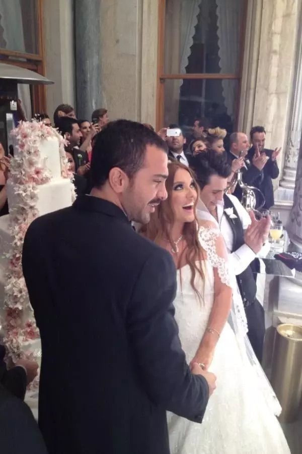 Demet Akalın ve Okan Kurt 14. yılını kutluyor! "Seni seviyorum minik" - Resim: 4