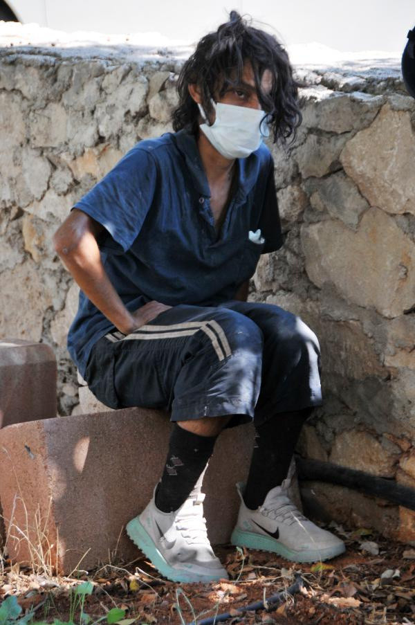 Antalya'da o halde görünce dünyası başına yıkıldı! Sessizce başında bekledi - Resim: 0