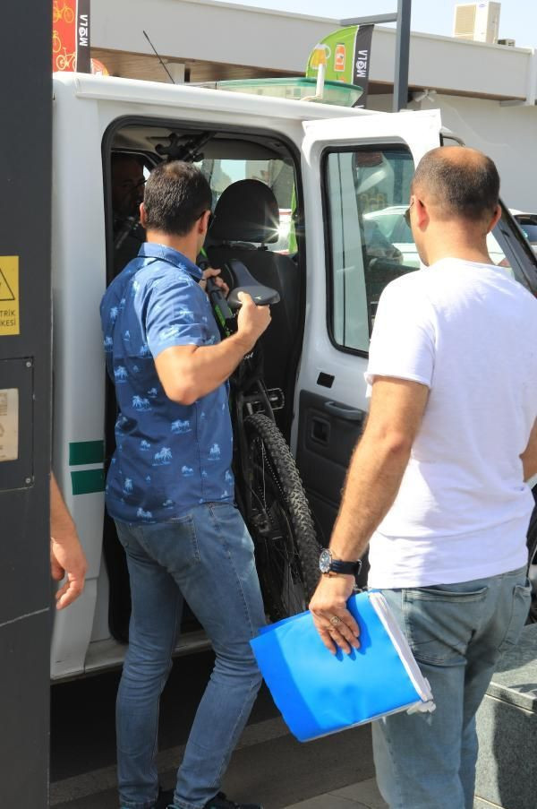 Antalya'da feci son! Denizde boğuldu, bisikletiyle beraber morga götürüldü - Resim: 1