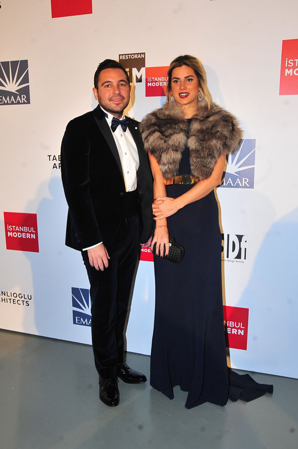 Hacı Sabancı yeni aşkıyla düşman çatlattı! - Resim: 1