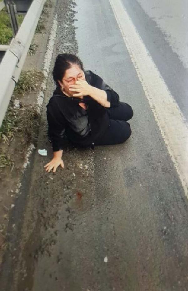 Bu da Uber sürücüsü dehşeti! Kadın yolcuyu dövüp yola attı - Resim: 2