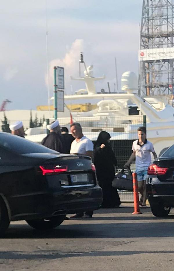 'Cübbeli Ahmet' tatil yaparken görüntülendi! - Resim: 2