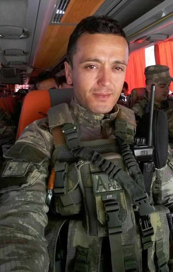 Şırnak'ta şehit düşen Jandarma Teğmen Şafak Evran'ın acı haberi ailesine ulaştı - Resim: 2