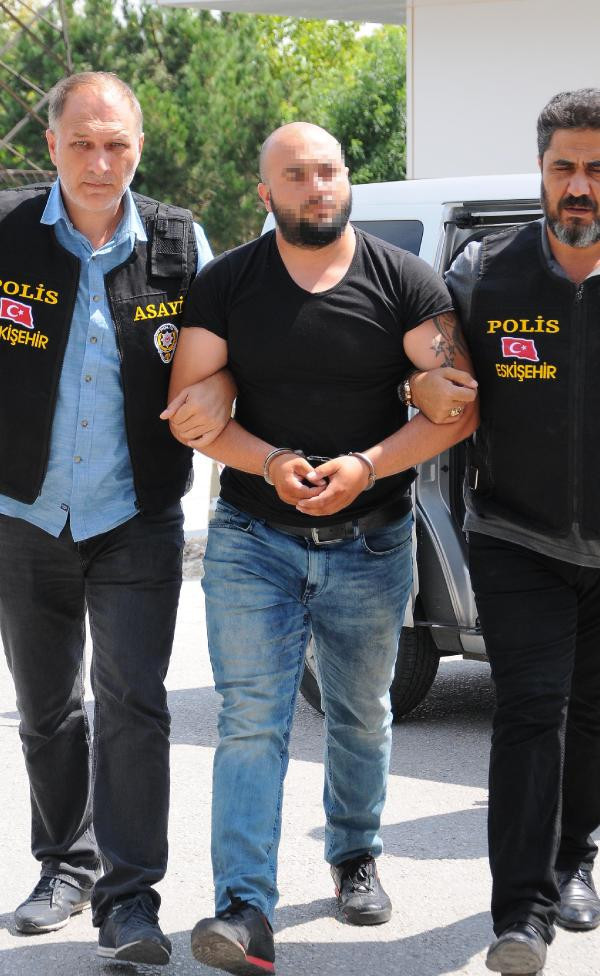 Trafik kazası yasak aşkı ortaya çıkardı sonrası korkunç! - Resim: 4