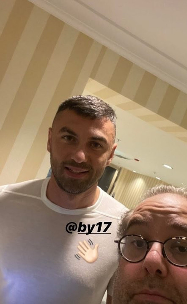 Burak Yılmaz'ın menajerinden veda paylaşımı - Resim: 0
