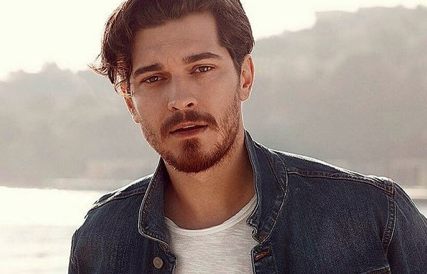 Çağatay'ın istediği güzel Adnan Oktar'ın eski kediciği çıktı! - Resim: 1