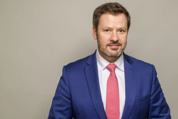 Avustralya'nın ilk Müslüman bakanları Kur'an'a el basıp yemin ettiler - Resim: 0