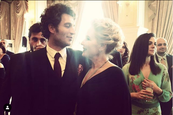 Sefirin Kızı'nın yıldızı Uraz Kaygılaroğlu annesiyle pozunu paylaştı yorum yağdı - Resim: 2